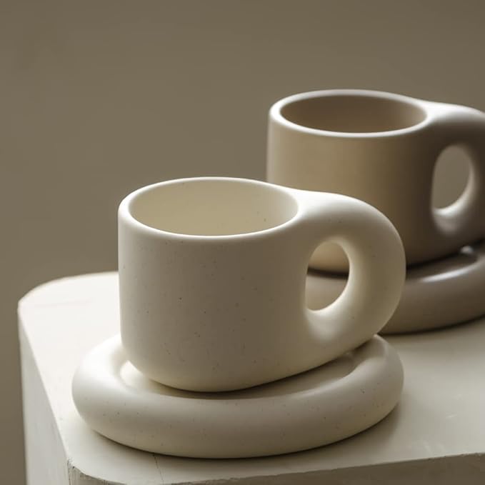 WENSHUO Chubby Funny Coffee Mug, Novelty Cute Cup and Saucer, Matte Crème, 9 oz (Coconut Café)