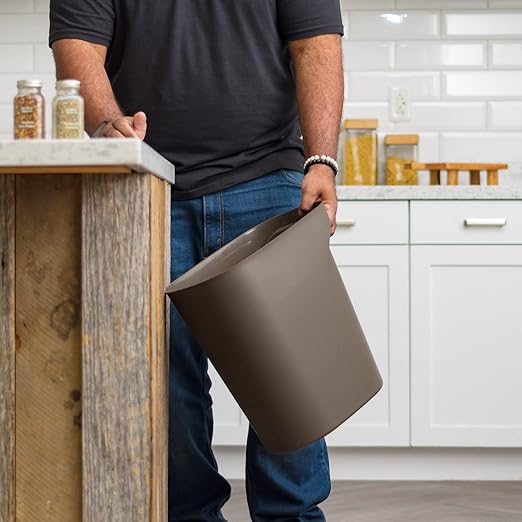 IRIS USA Small Trash Can Wastebasket with Handle, 6 Gallon / 24 Quart, 3-Pack, for Bathroom, Office, Bedroom, Under Sink, Kitchen, Garbage - Brown