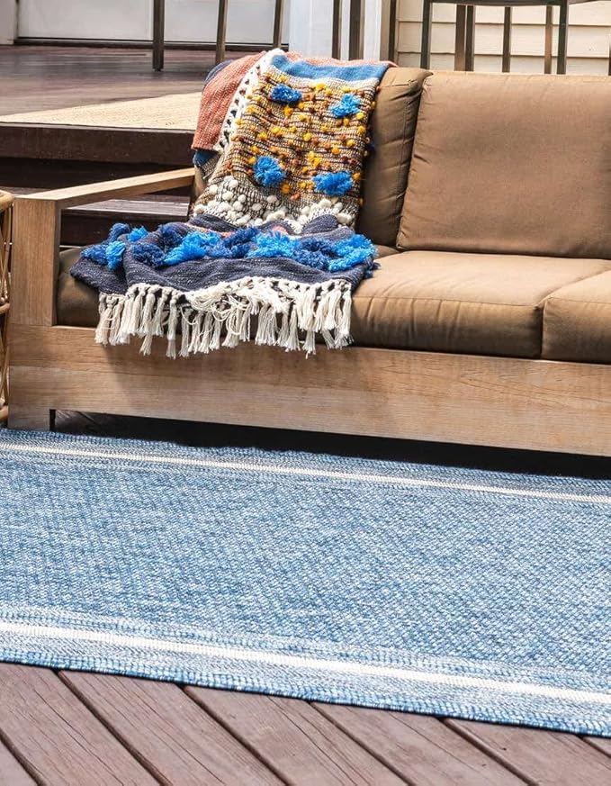 Unique Loom Outdoor Border Collection Area Rug - Soft Border (3' 3" x 5' 3" Rectangle, Blue/ Ivory)