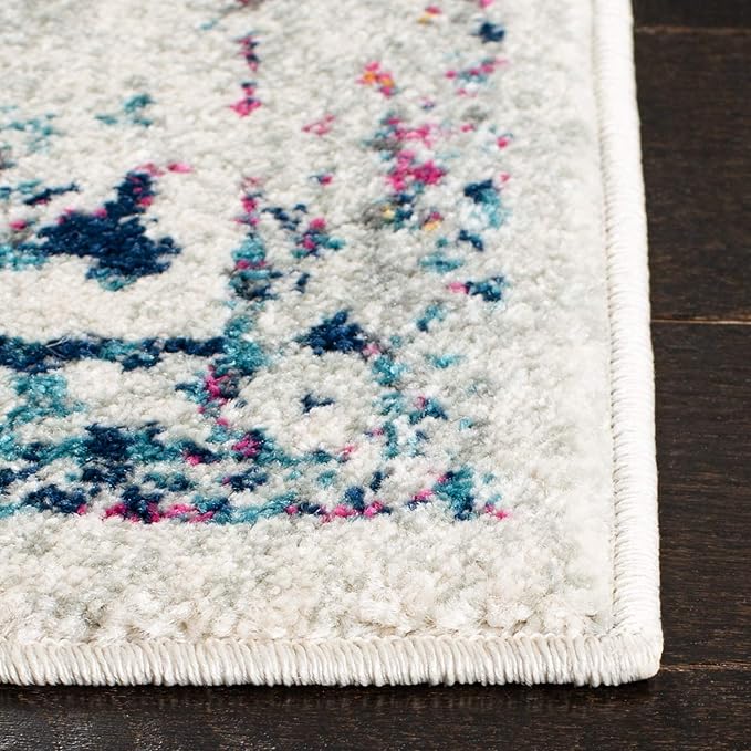 SAFAVIEH Area Rug 9x12 - Evoke Collection - Large - Ivory & Fuchsia, Distressed Design, Non-Shedding & Easy to Clean, Ideal for Living Room, Bedroom, Dining Space (EVK256Q)