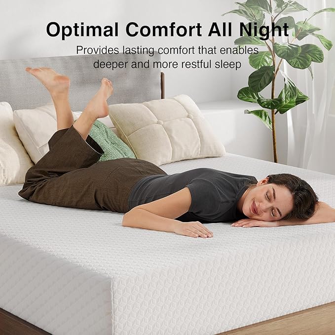 Novilla Queen Size Mattress, 10 Inch Memory Foam Mattress Queenfor Balanced Support & Pressure Relief, Cooling Comfort for Nightlong Refreshment, CertiPUR-US Certified Mattress in a Box, Medium Firm