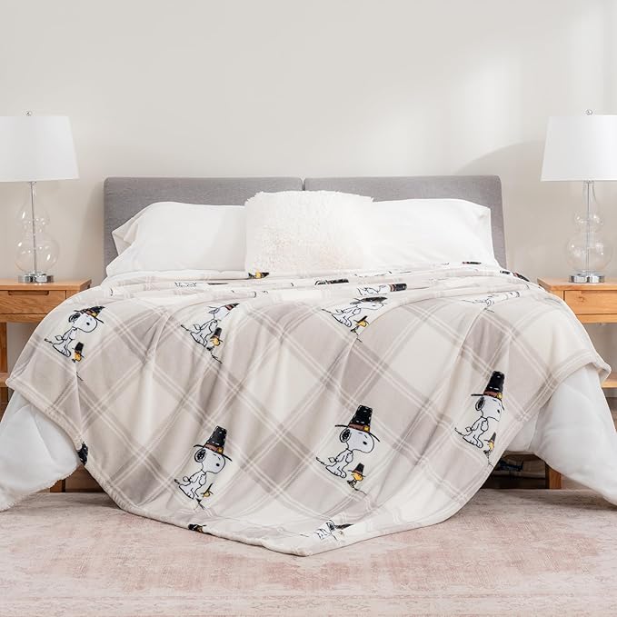 Berkshire Blanket Peanuts® VelvetLoft® Cute Character Snoopy Plush Blanket,Lakeside Plaid Harvest Snoopy and Woodstock Grey,Full/Queen 90 in x 90 in (Official Peanuts® Product)