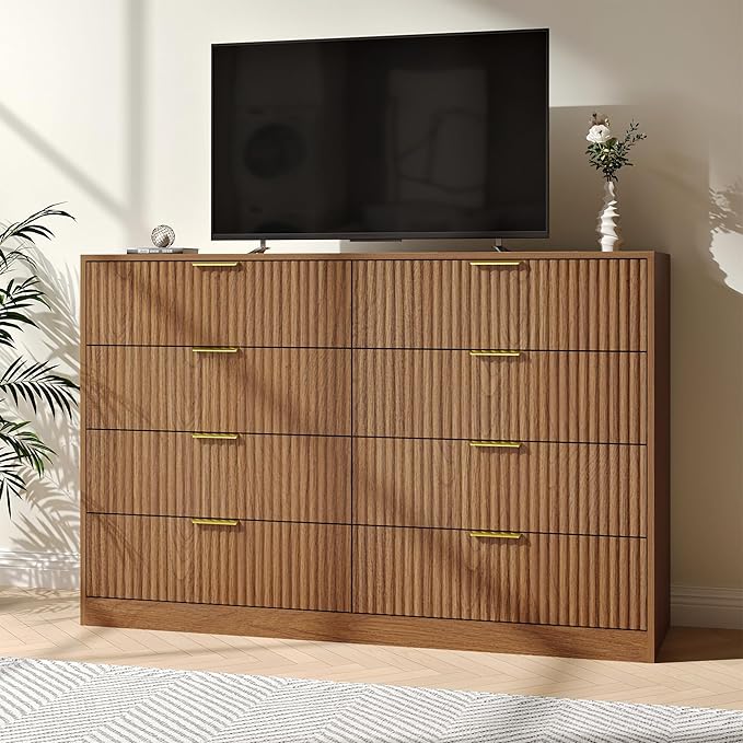 Fluted Dresser for Bedroom with 8 Drawer, 55” Wide Wooden Dresser Mid Century Chest of Drawers w/Gold Handle, Fluted Dressers TV Stand Closet Storage Organizer for Living Room, Natural Oak