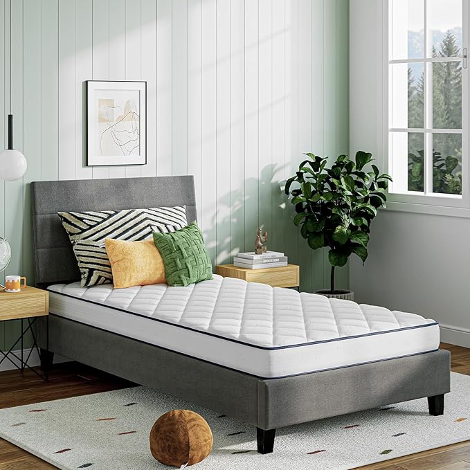 Novill 8 Inch Full Mattress, Foam and Spring Hybrid Full Mattress with Medium Support, CertiPUR-US Certified Foam & Steel Coils, Durable Design, Guest and Youth Bedroom, Eco-Friendly Packaging