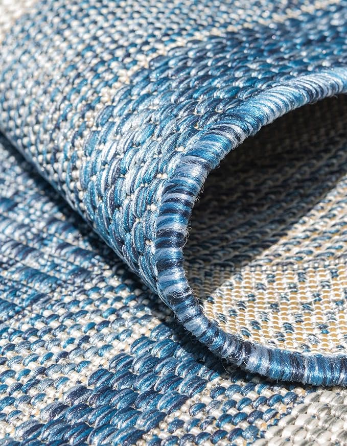 Unique Loom Outdoor Border Collection Area Rug - Soft Border (7' 10" x 10' Oval, Blue/ Ivory)