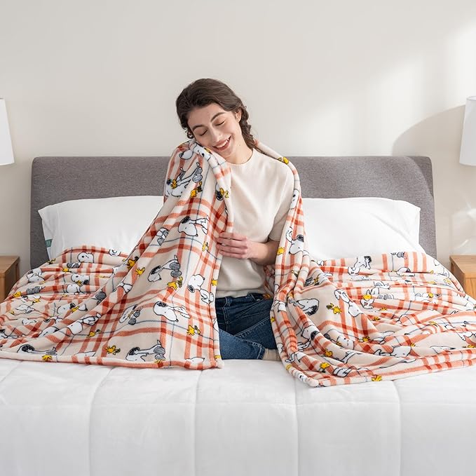 Berkshire Blanket Peanuts® VelvetLoft® Cute Character Snoopy Plush Blanket,Snoopy and Woodstock Wood Holiday Plaid Medium Tan,Twin 60 in x 90 in (Official Peanuts® Product)