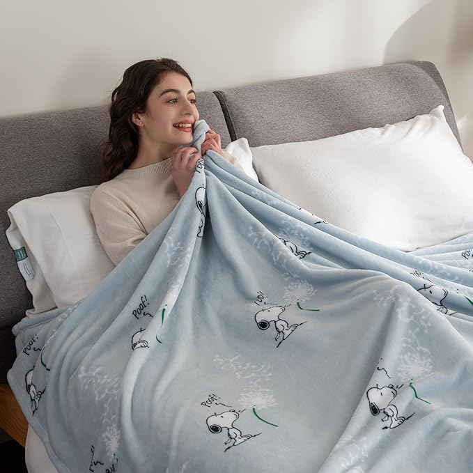 Berkshire Blanket Peanuts® VelvetLoft® Cute Character Snoopy Plush Blanket,Peanuts Snoopy Make A Wish Spring Blue,Full/Queen 90 in x 90 in (Official Peanuts® Product)