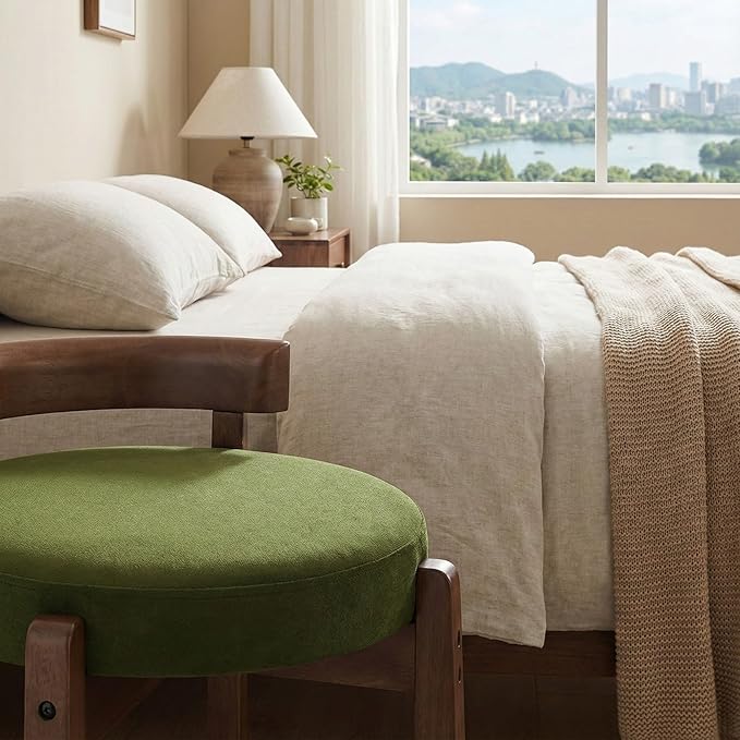 HNY Vintage Green Velvet Makeup Ottoman Set of 2 Compact Round Vanity Chairs with Wooden Legs, Perfect for Small Spaces Like Entryway, Cloakroom & Boudoir