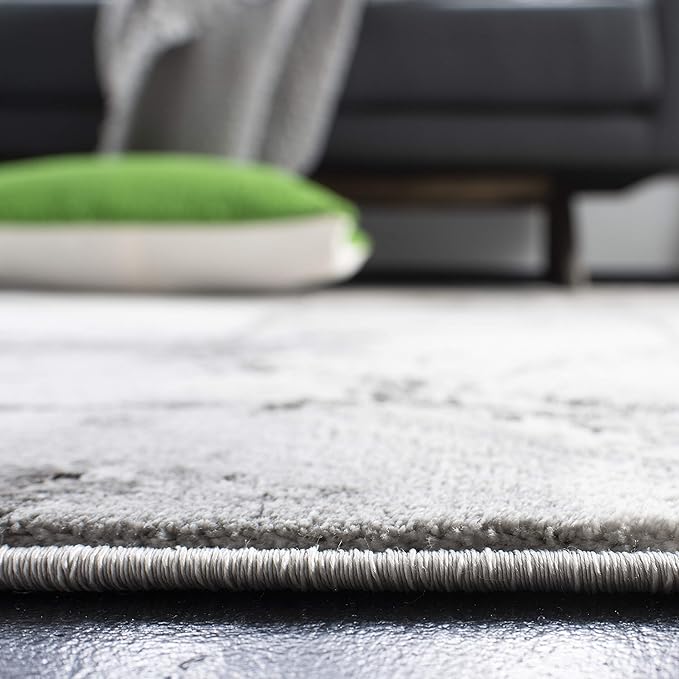 SAFAVIEH Craft Collection Runner Rug - 2'3" x 18', Grey & Silver, Modern Abstract Design, Non-Shedding & Easy Care, Ideal for High Traffic Areas in Living Room, Bedroom (CFT877G)