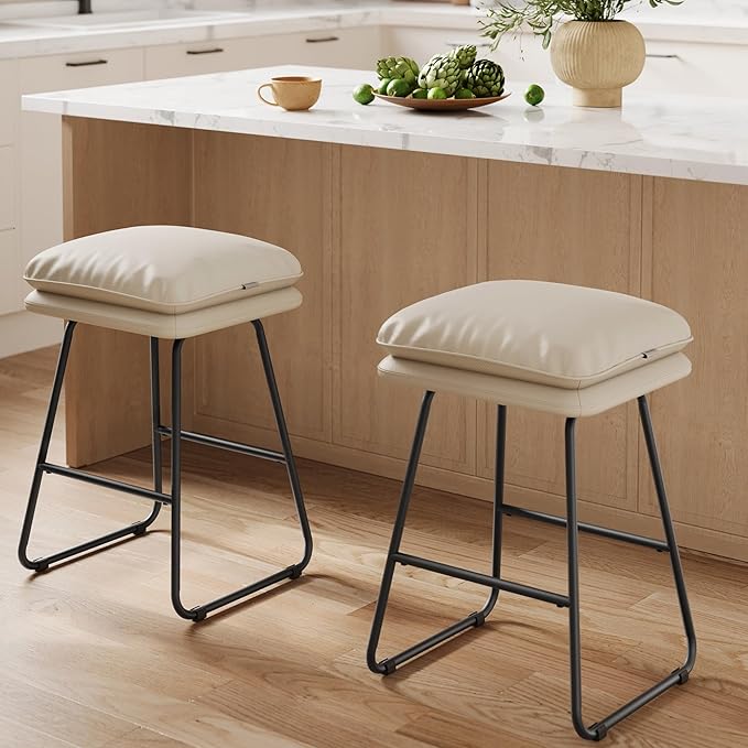VASAGLE Bar Stools Set of 2, Counter Height Bar Stools, Leather Counter Stools Barstools with Soft Cushion and Metal Sled Legs, 25.6 Inches Bar Height Bar Chairs for Kitchen Island, Cappuccino Beige