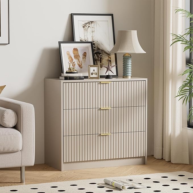 Beige Dresser for Bedroom, Modern Dresser with 3 Drawers and Smooth Slides, Wide Chest of Drawers with Golden Handles for Bedroom, Living Room, Closet, 15.7" D x 31.5" W x 29.6" H