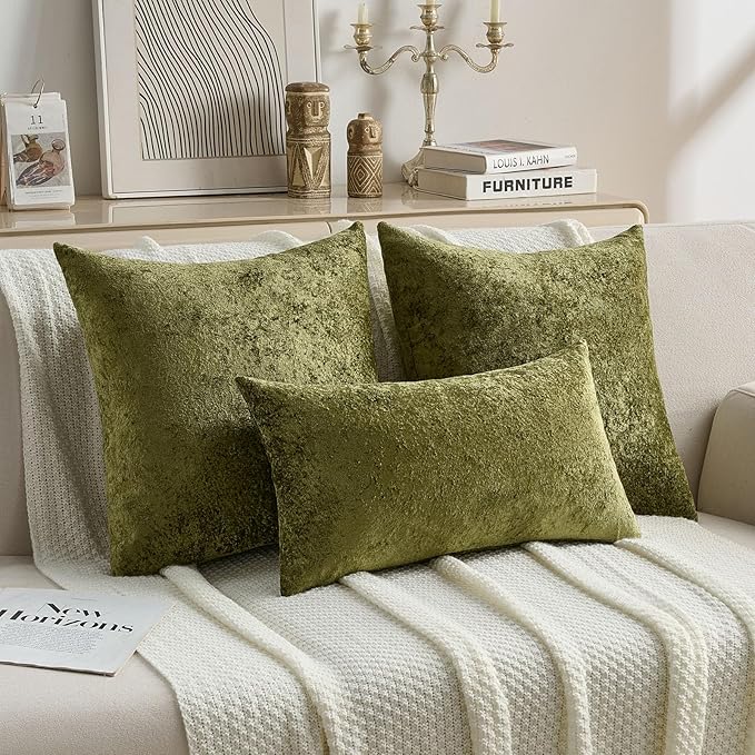 FUTEI Moss Green Flannel Throw Pillow Covers 20x20 Inch Set of 2,Soft Dimensional Textured Cushion Cases,Modern Home Decor for Couch Living Room