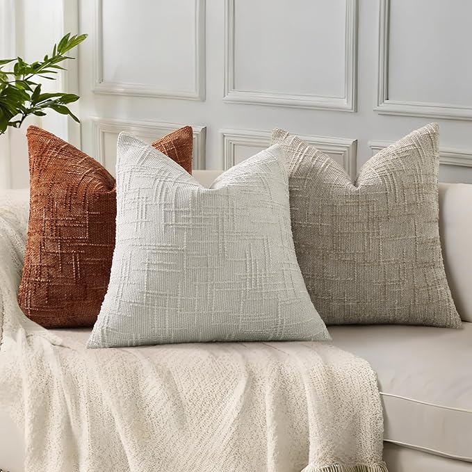 decorUhome Light Grey Chenille Throw Pillow Covers 12x20 Set of 2 Thick Textured Slubby Couch Pillow Covers Farmhouse Accent Modern Neutral Decorative Pillow Cases for Bed Sofa Living Room