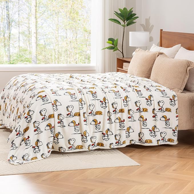 Berkshire Blanket Peanuts® VelvetLoft® Cute Character Snoopy Plush Blanket,Peanuts Red Baron,Twin 60 in x 90 in (Official Peanuts® Product)