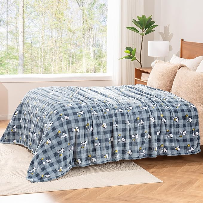 Berkshire Blanket Peanuts® VelvetLoft® Cute Character Snoopy Plush Blanket,Navy Tonal,King 90 in x 108 in (Official Peanuts® Product)
