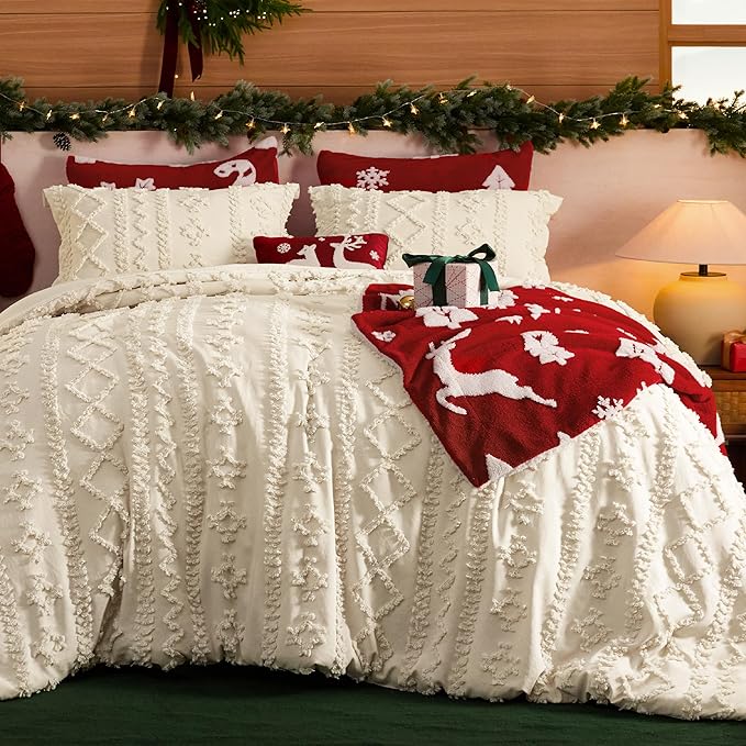 Bedsure Tufted Boho Comforter Set Queen Size - Beige Boho Bed Set, GentleSoft™ 3 Pieces Farmhouse Shabby Chic Embroidery Bedding, Gifts for Woman, Soft Jacquard Queen Comforter for All Seasons
