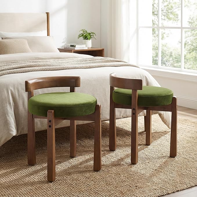 HNY Velvet Makeup Vanity in Vintage Green: Compact Round Ottoman Chair with Wooden Legs, Perfect for Small Spaces Like Entryway, Cloakroom & Boudoir