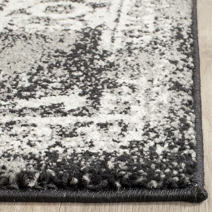 SAFAVIEH Evoke Collection 4' x 6' Black / Grey EVK256R Oriental Distressed Non-Shedding Living Room Bedroom Accent Rug