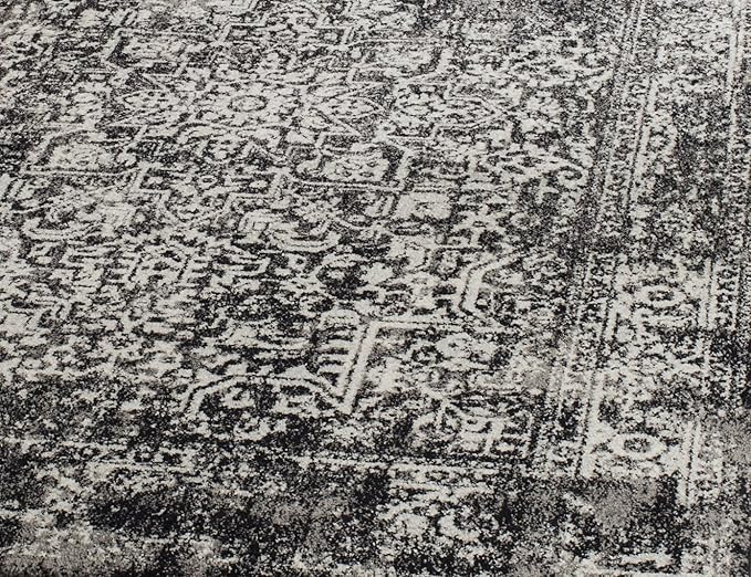 SAFAVIEH Evoke Collection 4' x 6' Black / Grey EVK256R Oriental Distressed Non-Shedding Living Room Bedroom Accent Rug