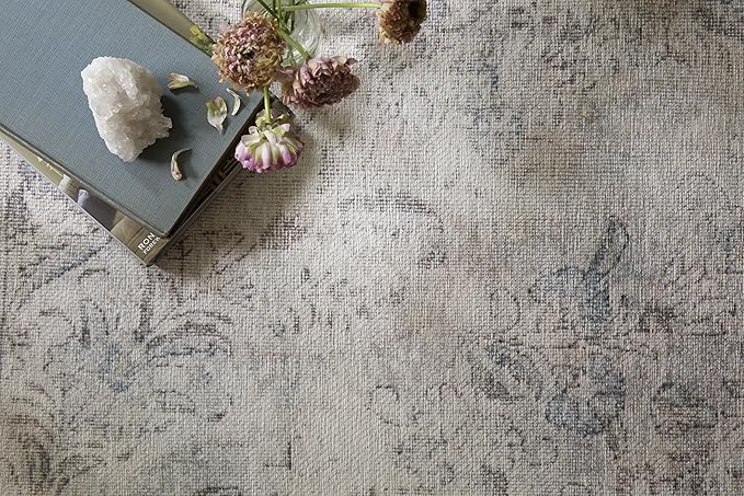 Loloi Loren Collection LQ-04 Silver/Slate 3'-6" x 5'-6" Accent Rug