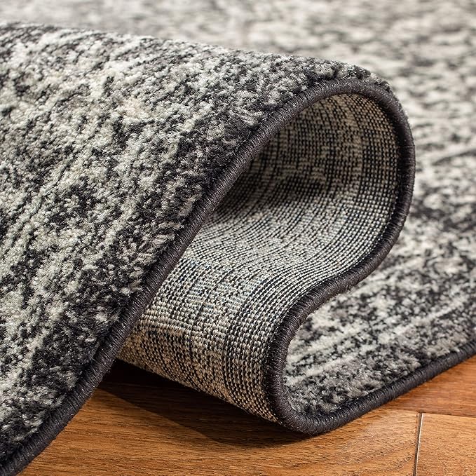 SAFAVIEH Area Rug 8x10 - Evoke Collection - Large - Black & Grey, Distressed Design, Non-Shedding & Easy Cleaning, Ideal for Living Room, Bedroom, Dining Space (EVK256R)