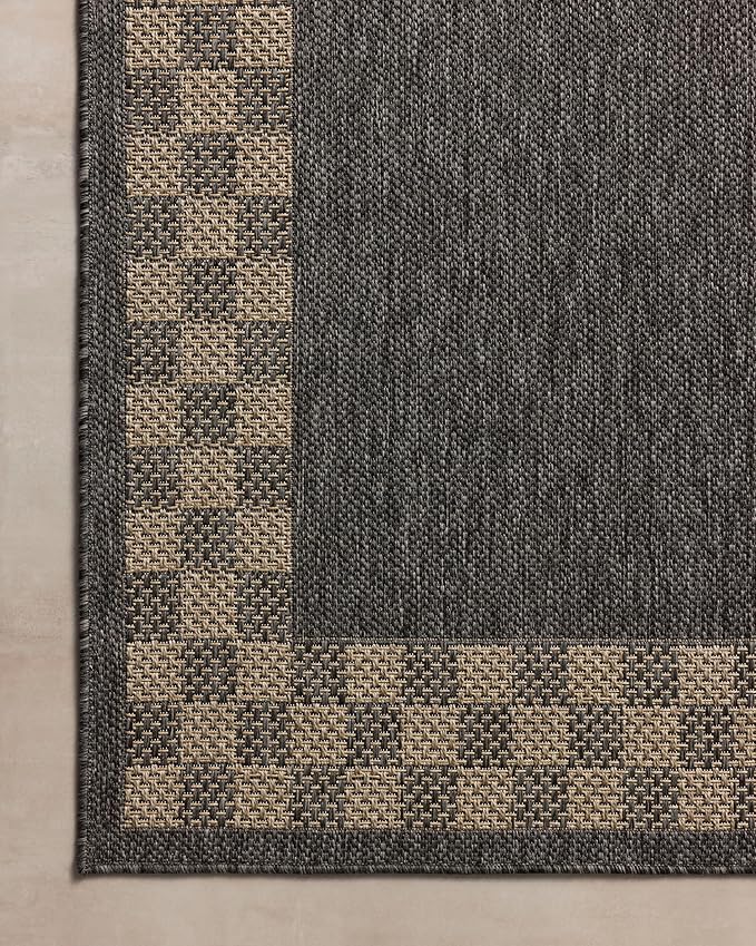 Loloi Chris Loves Julia Providence Collection PRC-01 Charcoal/Natural 7'-6" x 7'-6", .12" Pile Height, Indoor/Outdoor Round Area Rug