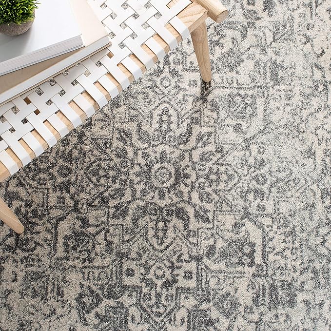 SAFAVIEH Evoke Collection 2'2" x 7' Ivory/Grey EVK256F Oriental Distressed Non-Shedding Living Room Entryway Foyer Hallway Bedroom Runner Rug